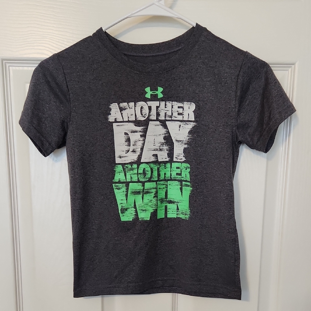 Under Armour Kids Gray Graphic T-Shirt